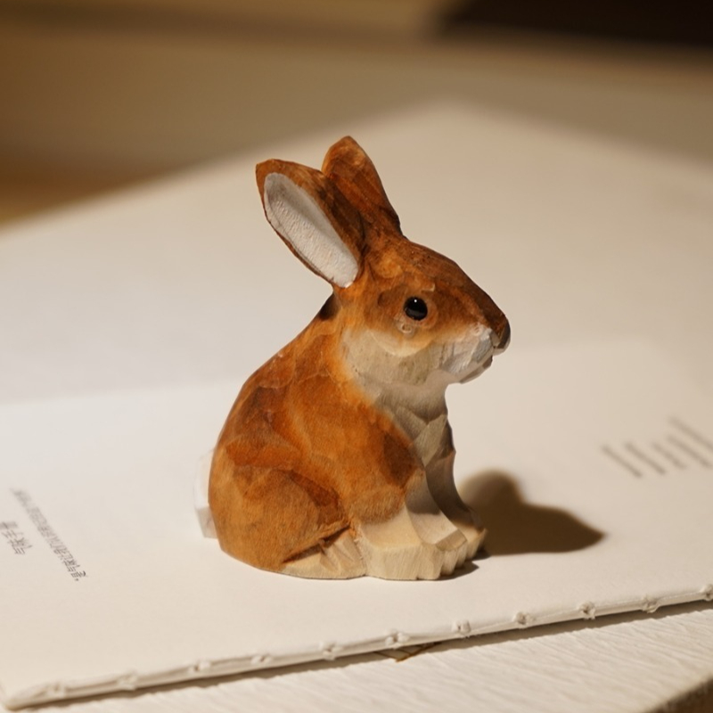 1PC Seated Bunny Hand Carved W - Desk Setup Nature recension och pris